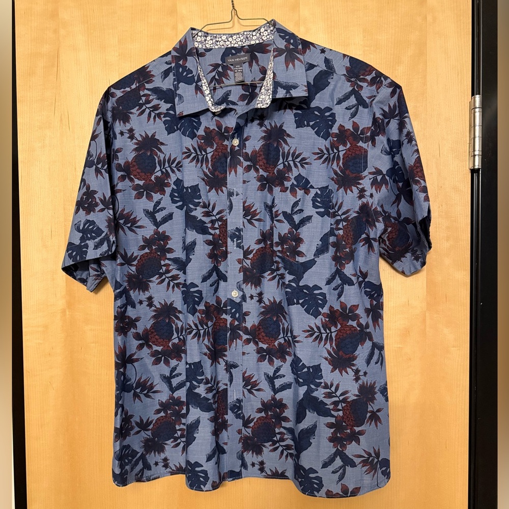 Van Heusen blue short sleeved button up shirt pocket pineapple party XXL 18-18.5